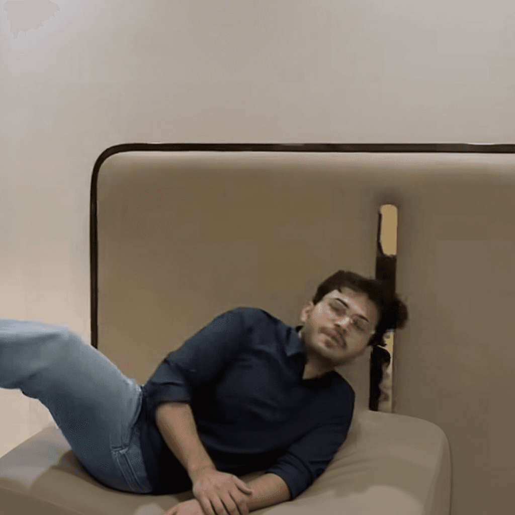 Queen Hydraulic Storage Bed